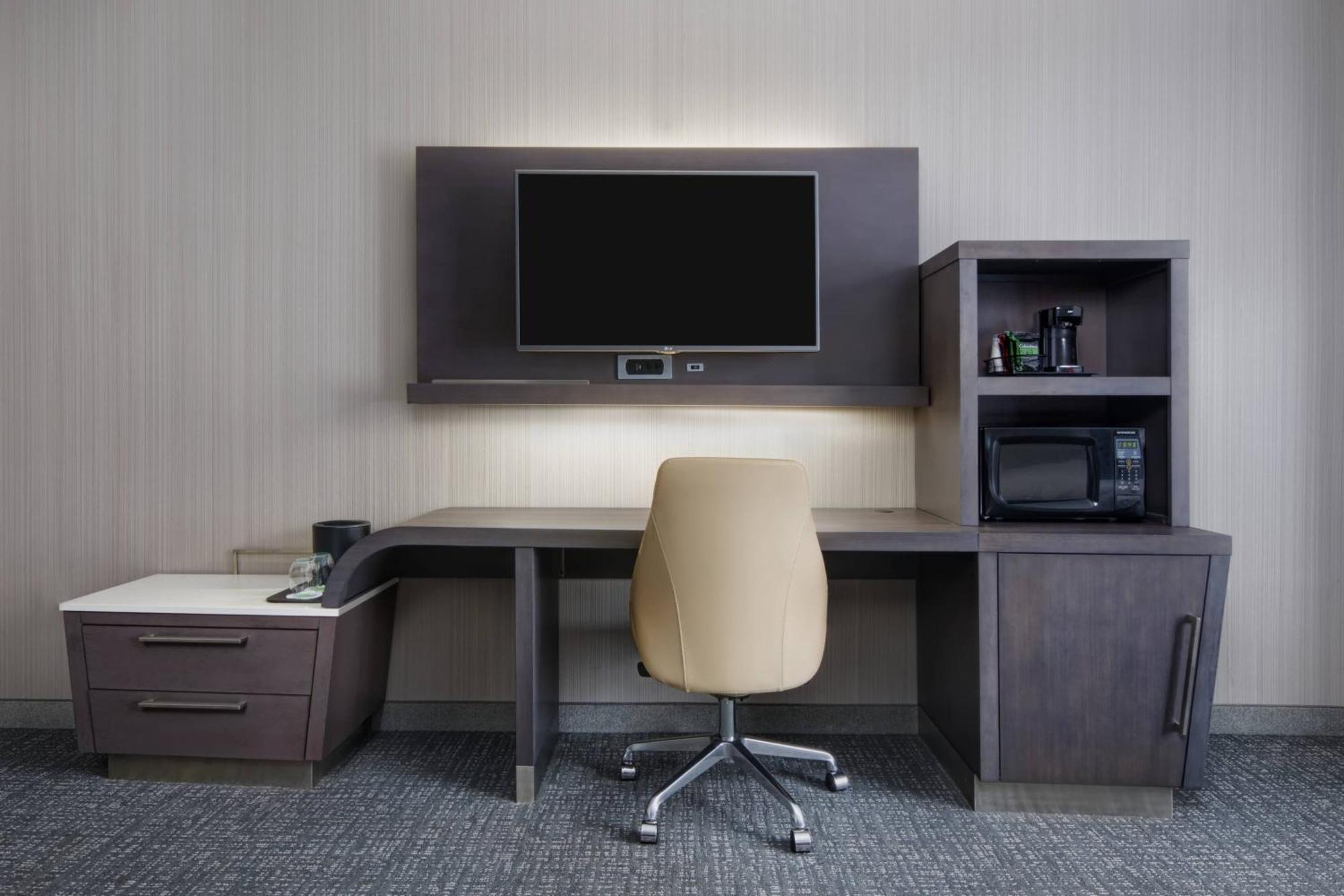 Courtyard By Marriott Richmond Downtown Otel Dış mekan fotoğraf