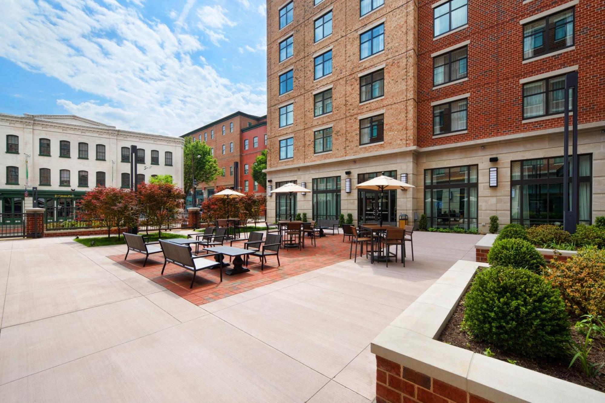 Courtyard By Marriott Richmond Downtown Otel Dış mekan fotoğraf